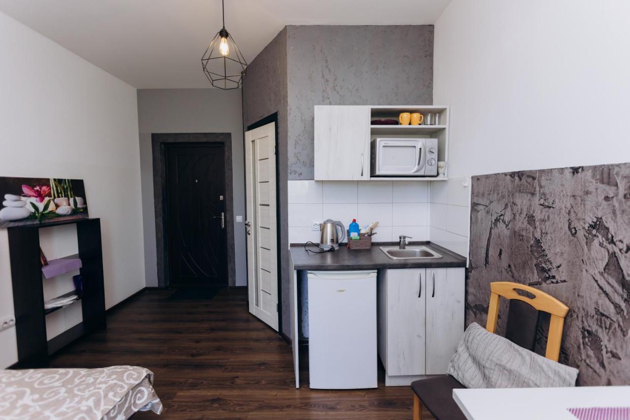 Нові Apartments Біля Жд Вокзалу Ivano-Frankivsk Exterior foto