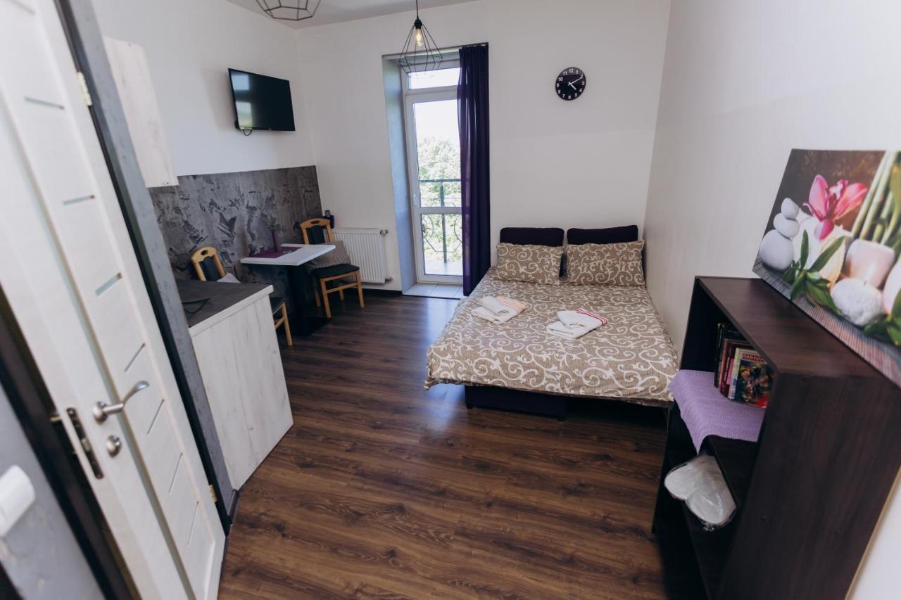 Нові Apartments Біля Жд Вокзалу Ivano-Frankivsk Exterior foto