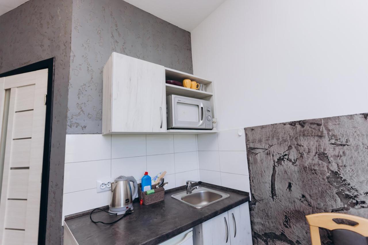 Нові Apartments Біля Жд Вокзалу Ivano-Frankivsk Exterior foto