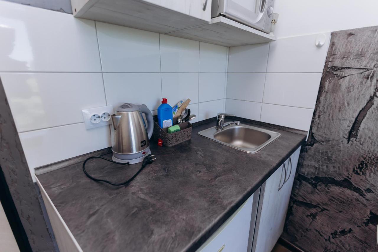 Нові Apartments Біля Жд Вокзалу Ivano-Frankivsk Exterior foto