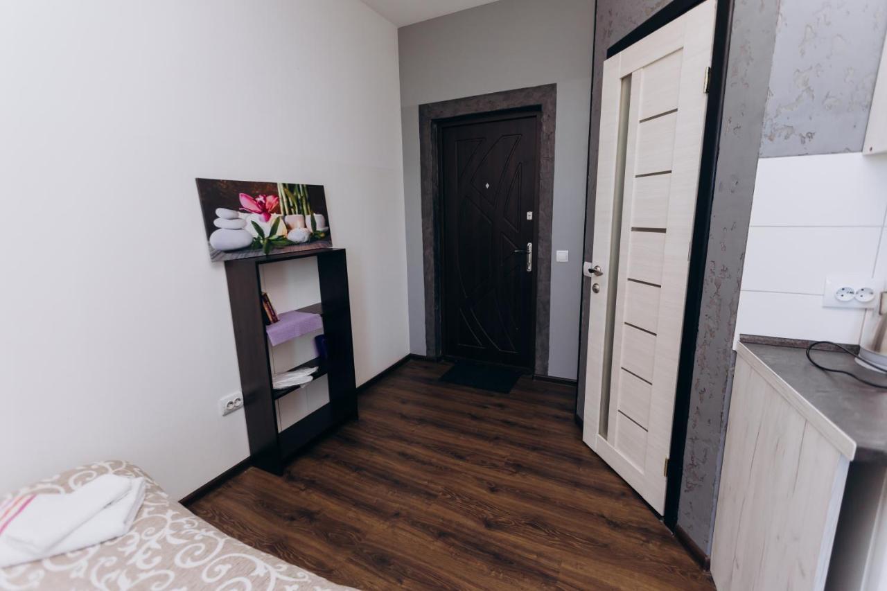 Нові Apartments Біля Жд Вокзалу Ivano-Frankivsk Exterior foto